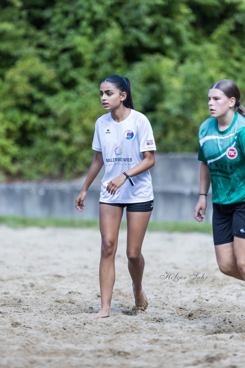 Bild 117 - wBJ/wCJ Beachsoccer Cup